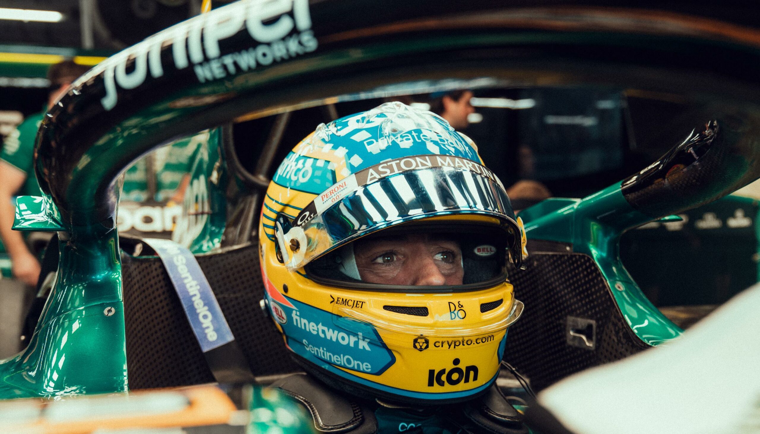 Alonso bánata: Egyszer nem dominál a Red Bull, de akkor sem én vagyok a helyükön