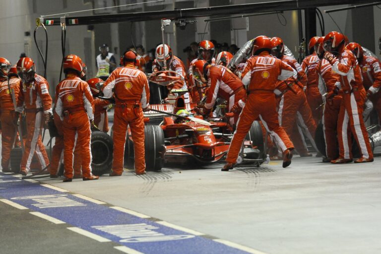 Felipe Massa, Ferrari, 2008-as Szingapúri Nagydíj, tankolás