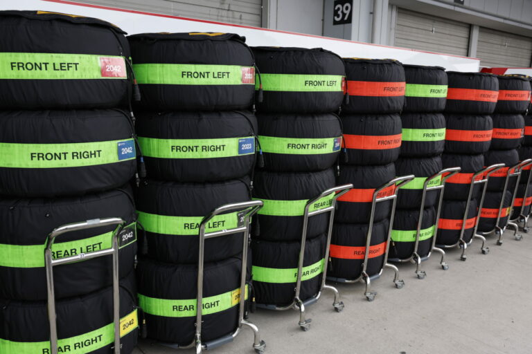 F1 Pirelli gumi