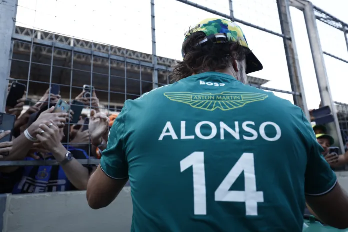Fernando Alonso, Aston Martin