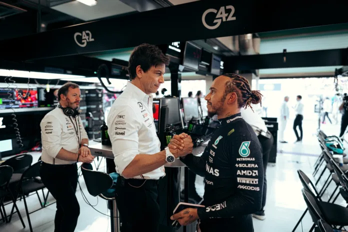 Lewis Hamilton, Toto Wolff, Mercedes
