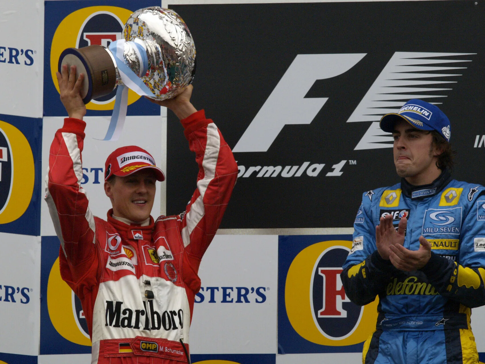 Alonso: Schumacher ellen könnyebb volt, mint Pérez ellen