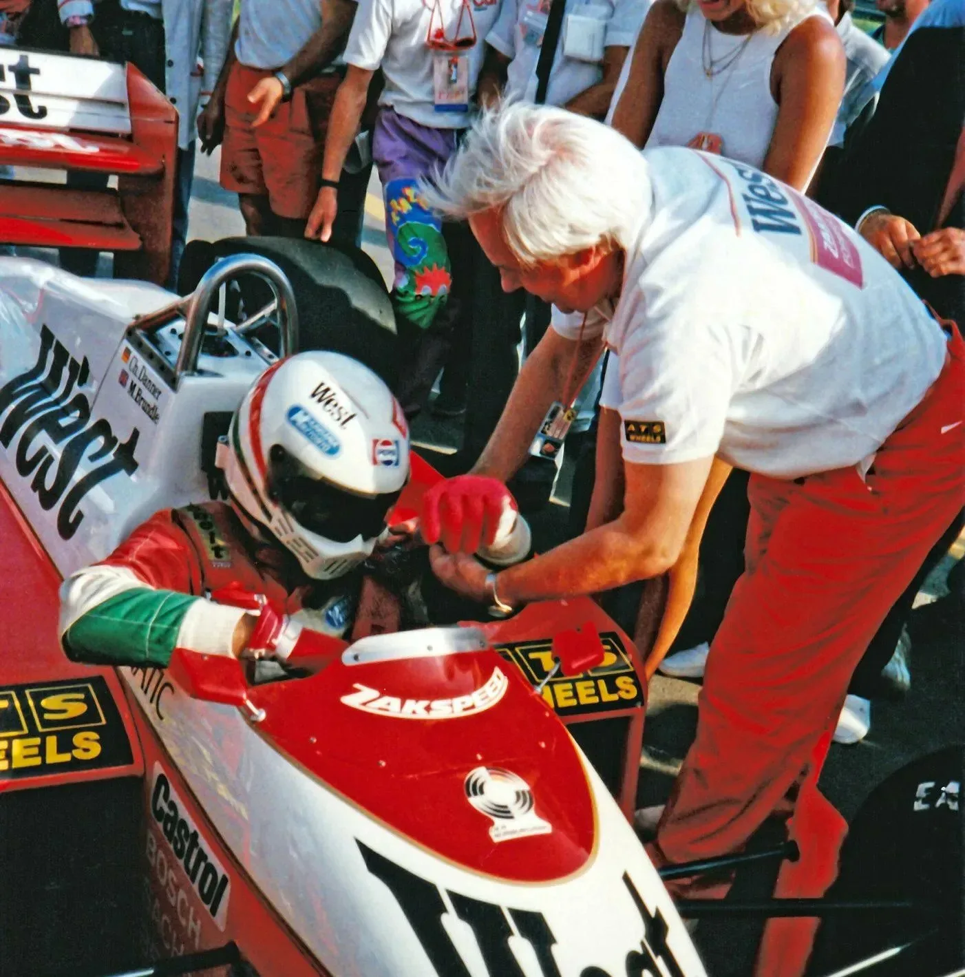 Elhunyt a csapatalapító, aki F1-es lehetőséget adott Kesjár Csabának