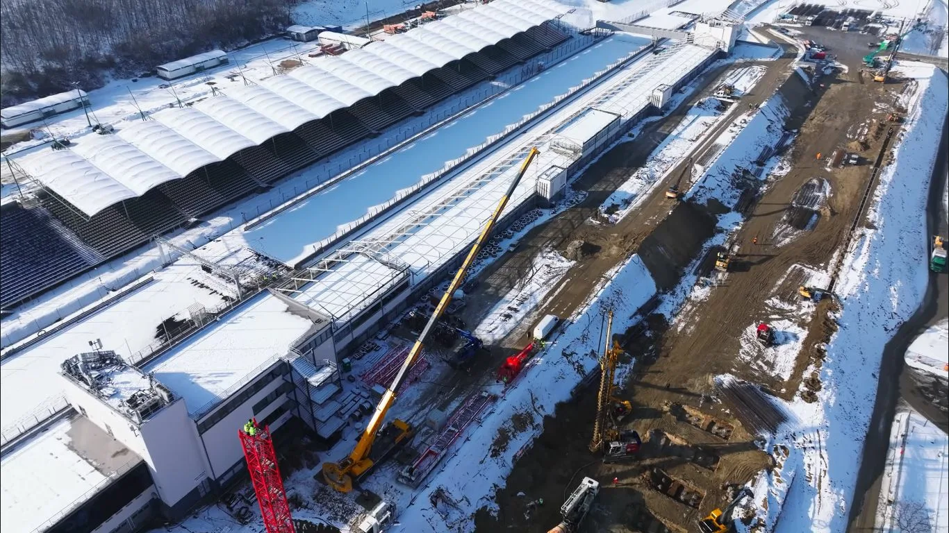 Mit nekünk havas Spa és Spielberg! – a Hungaroringen télen is folyik a munka