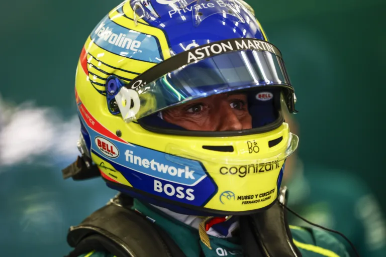 Fernando ALonso, Aston Martin