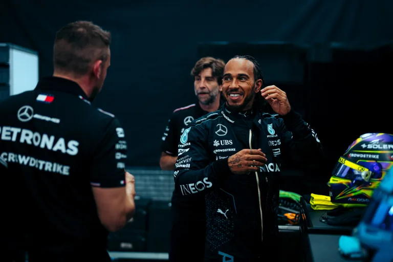 Hamiltont kellemetlen meglepetések érhetik idén a Mercedesnél