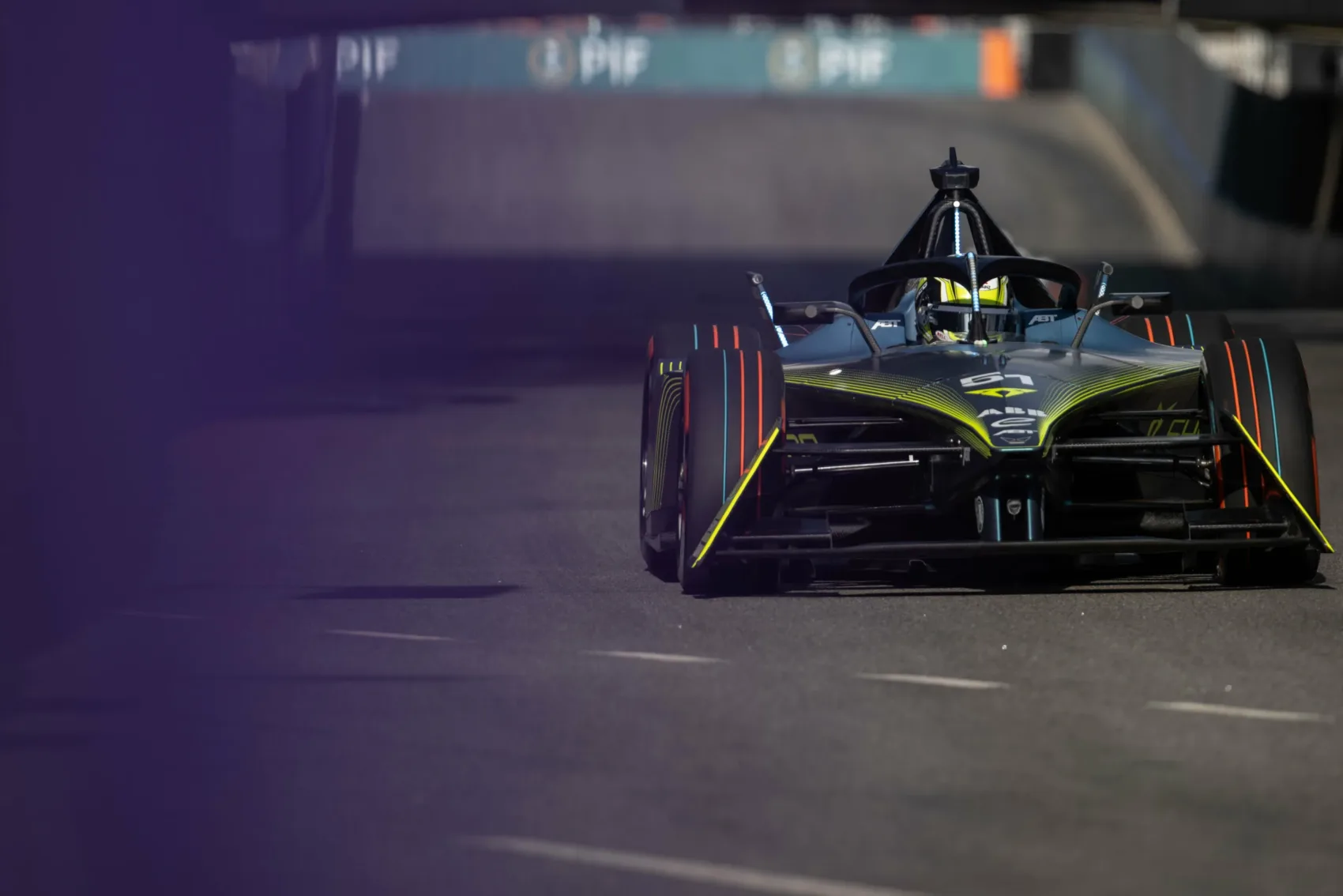 Húsvéthétfőn is rendeznek autóversenyeket, mutatjuk a kínálatot