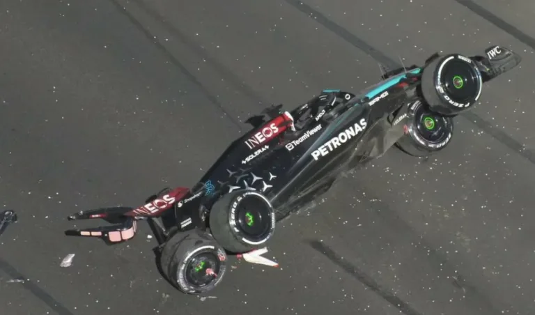 Alonso Hamilton után Russellt is féktesztelte? – vizsgálják a Mercedes-pilóta balesetét