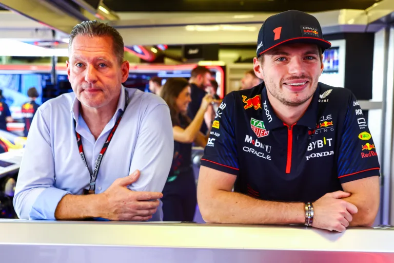 Apja elmondta, mitől szeretne megszabadulni Verstappen a Red Bull-botrányban