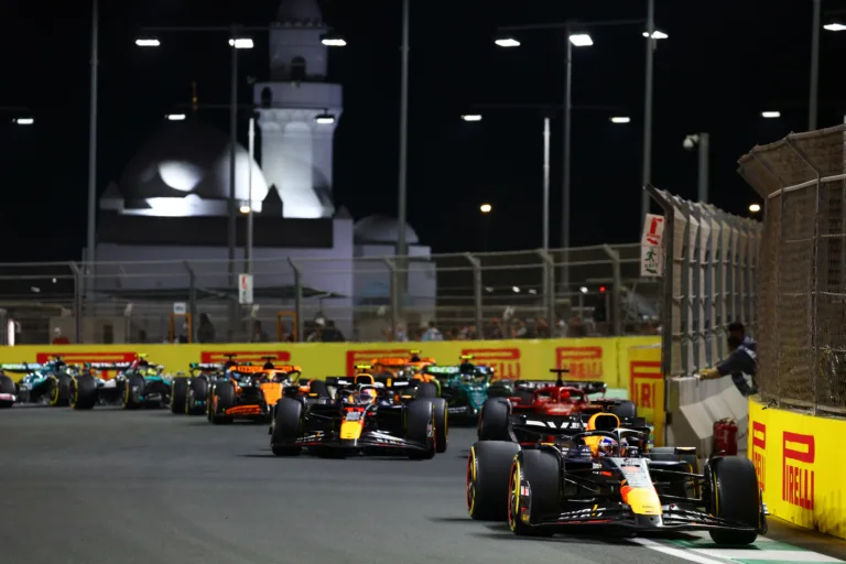 Forma-1, Max Verstappen, Red Bull, Sergio Pérez, Charles Leclerc, Ferarri, Szaúd-arábiai Nagydíj 2024, futam