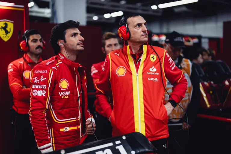 Carlos Sainz, Ricardo Adami, Ferrari