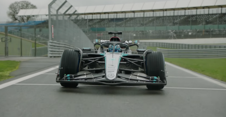 Szenzációs felvételek – új kameraállást rendszeresítenek az F1-ben