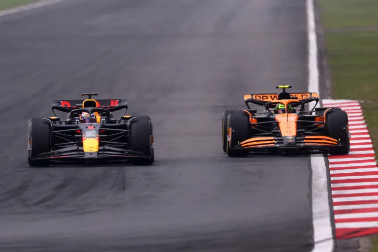 A McLaren utolérhetőnek tartja a Red Bullt