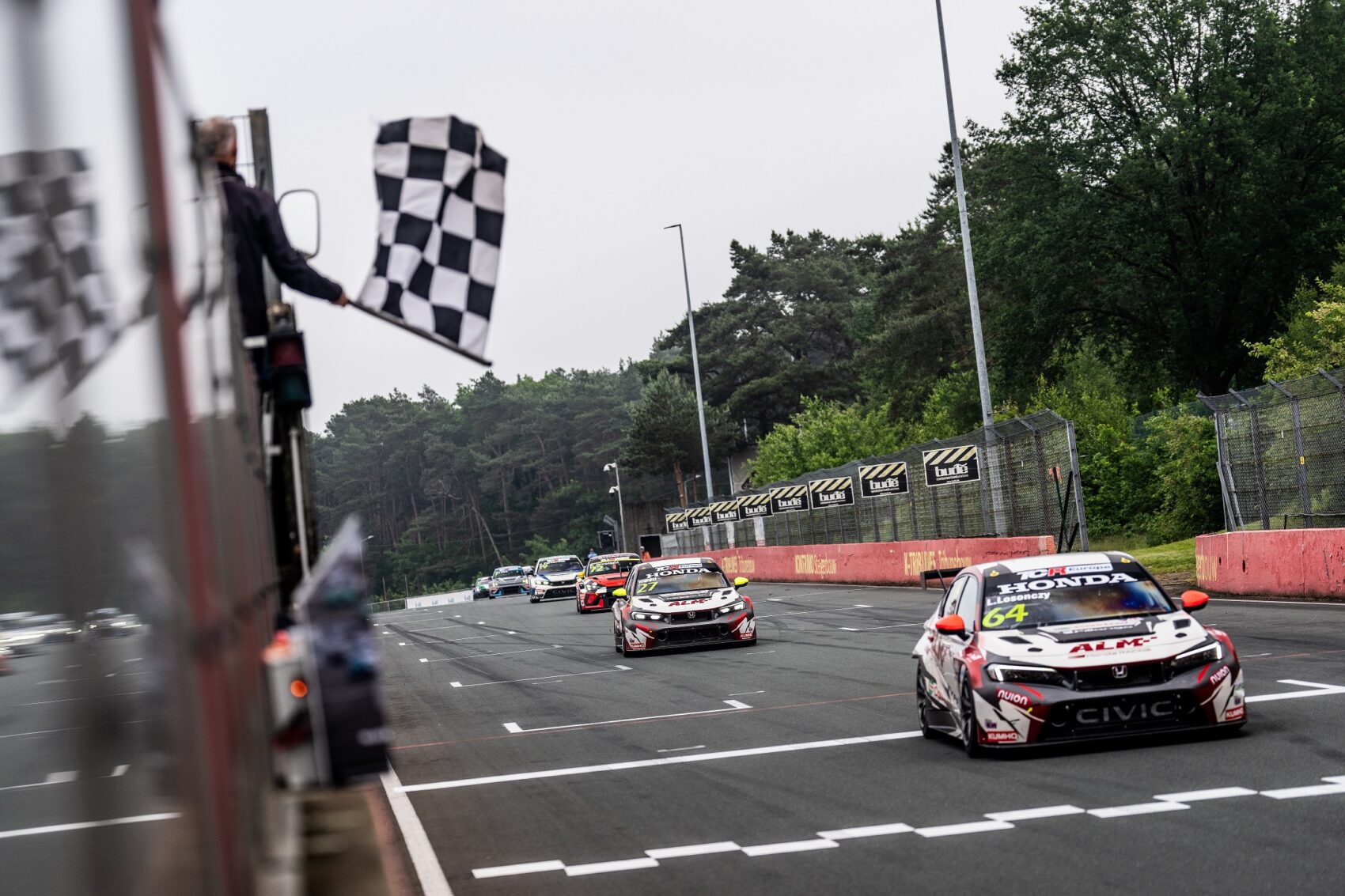 Első futamgyőzelmét aratta a TCR Europe-ban Losonczy Levente Zolderben