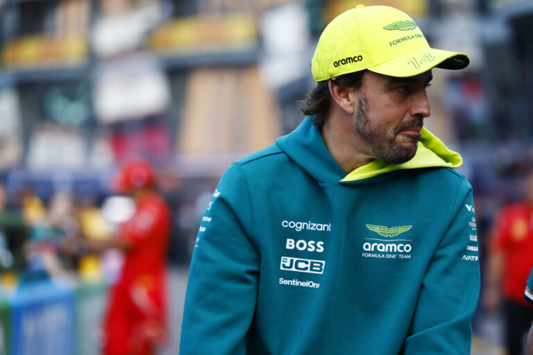 Alonso megint leszólta a fiatal versenyzőket: már nem akkora egyéniségek, mint a régiek