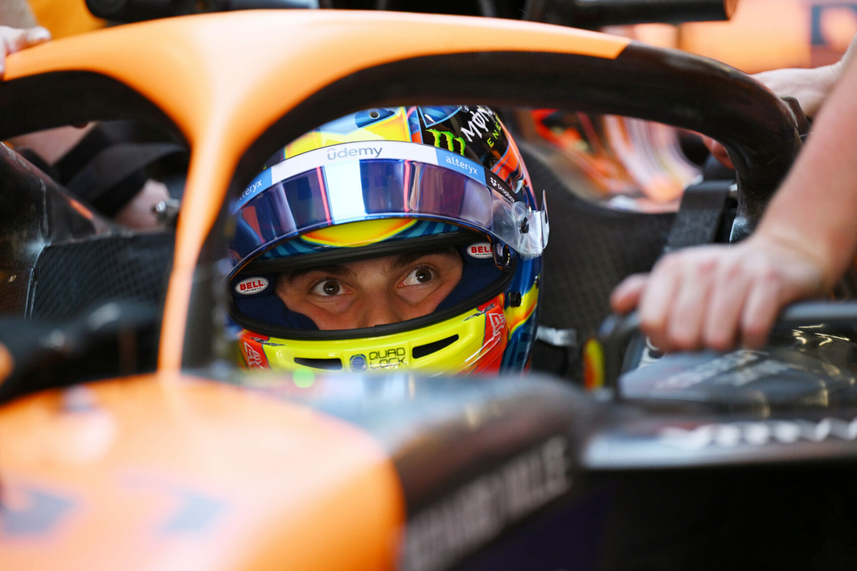 Pérez-szindróma? Egyre nehezebben magyarázza a bizonyítványát Norris csapattársa is