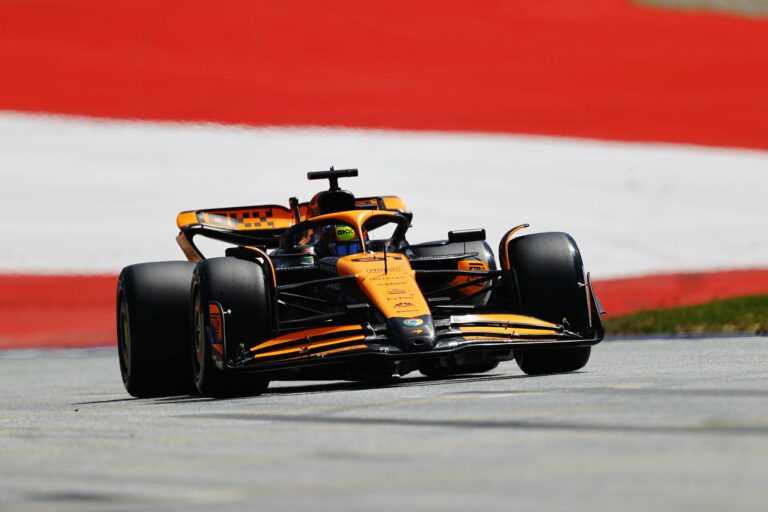 Piastri kiakadt, a McLaren óvott: hiába a kavicságy, így is elvették a körét