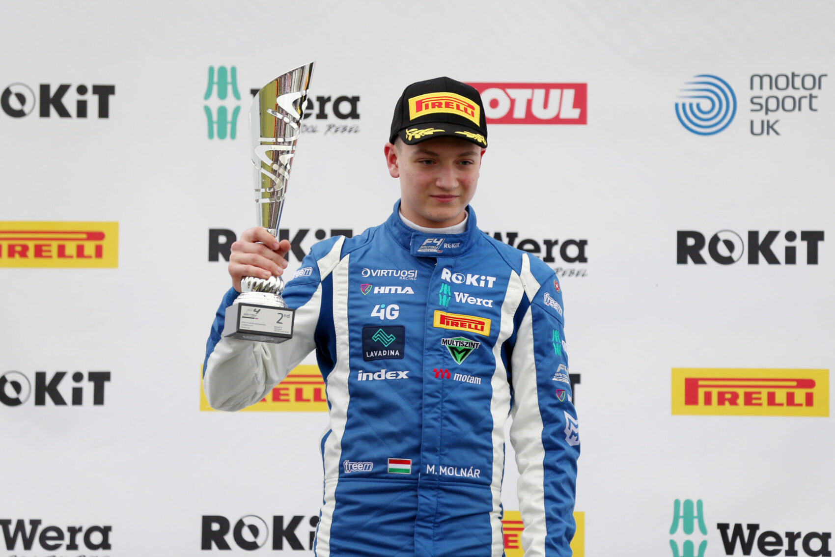 Fantasztikus magyar autósportsiker, Molnár Martin dobogós a brit F4-ben