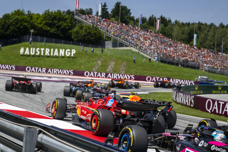 Zöld utat adtak, hogy jövőre szörnyszülött F1-es autókat lássunk