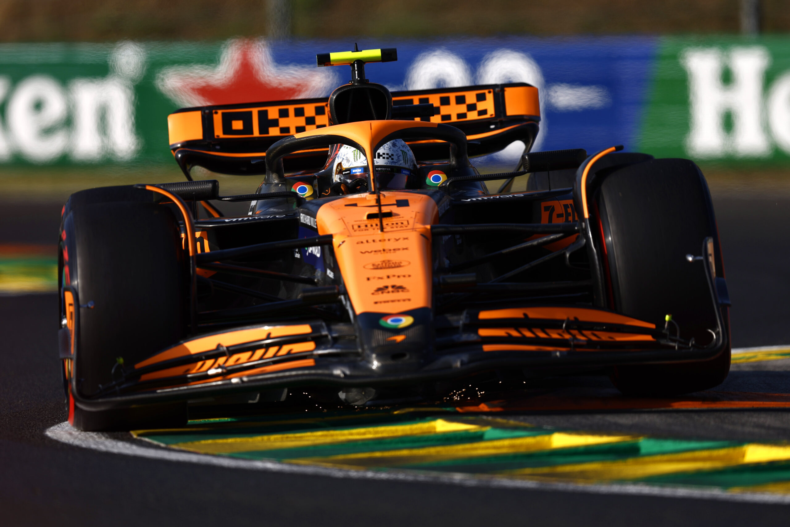 Megváltoztak a körülmények a Hungaroringen, a McLaren van a legjobb helyzetben az időmérő előtt