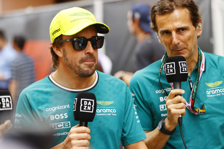 Fernando Alonso, Pedro de la Rosa, Aston Martin