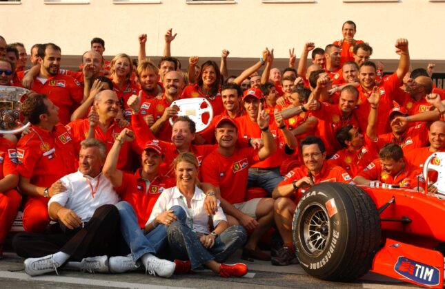 Michael Schumacher, Corinna Schumacher, Willi Weber, Jean Todt, Rubens Barrichello, Luca Badoer, Luca Baldisserri, Ferrari, Magyar Nagydíj, 2001