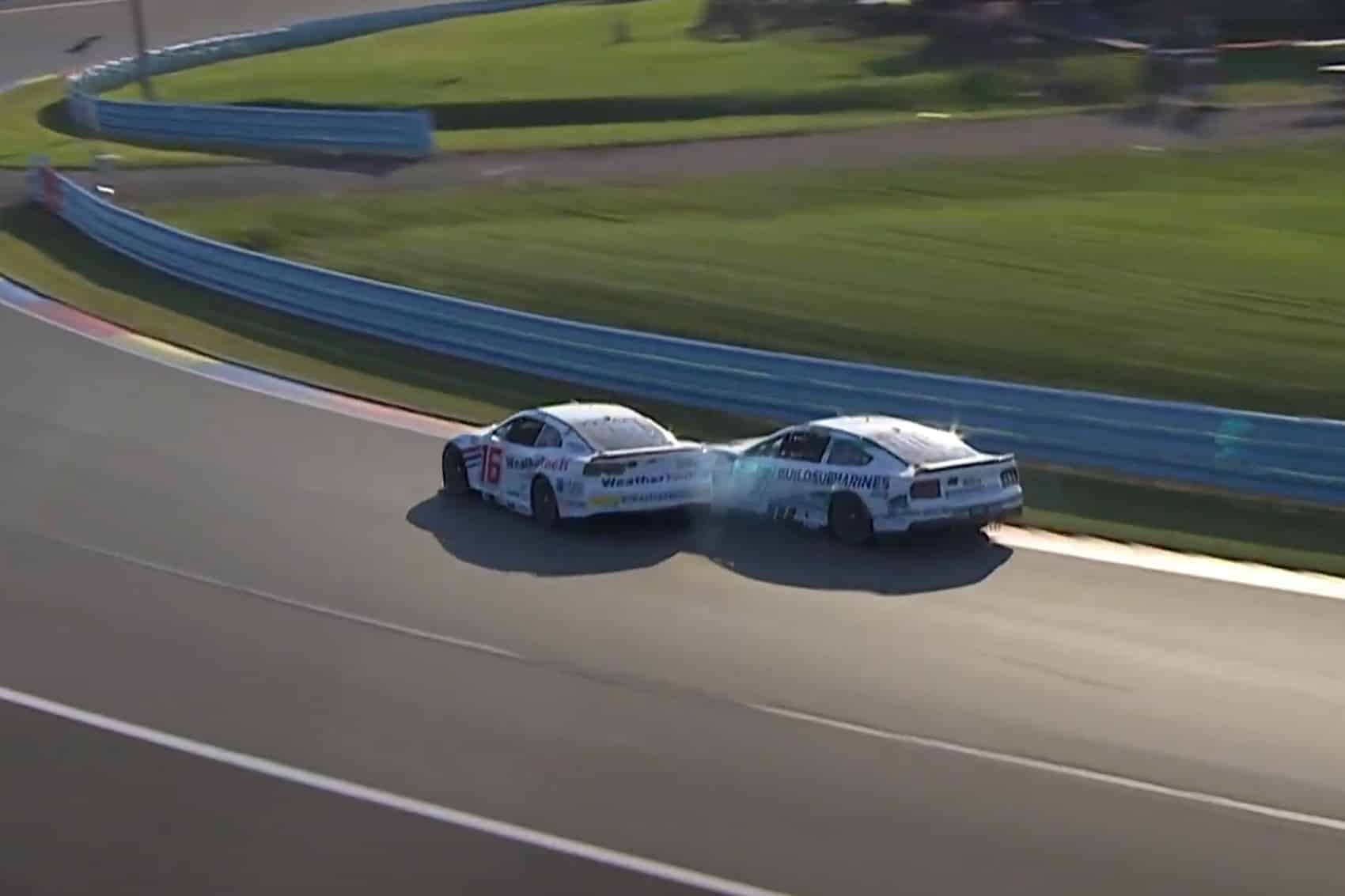 Chris Buescher „kibelezte” Shane Van Gisbergent a rájátszás pilótáinak vesztőhelyén, Watkins Glenben