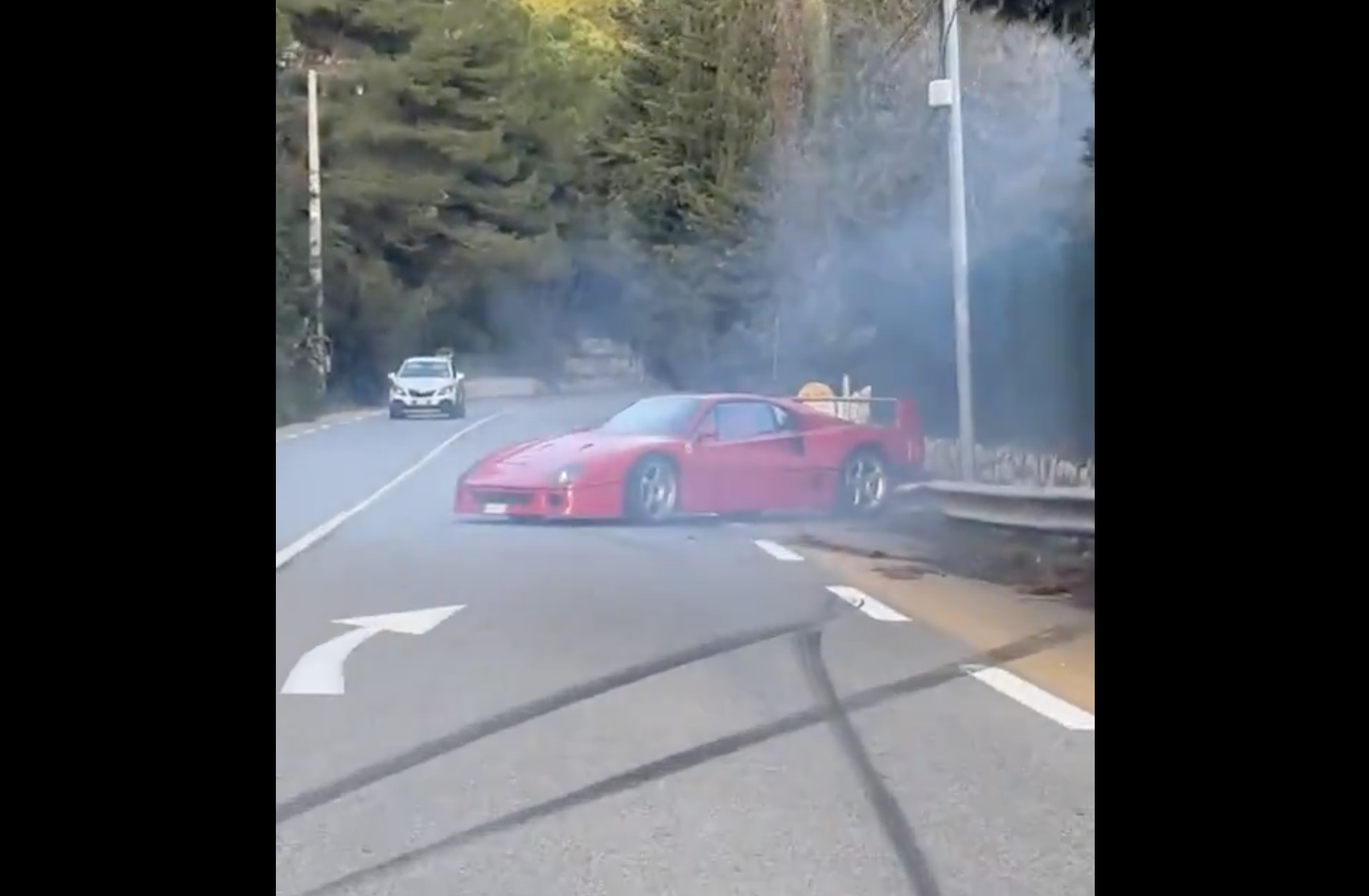 Kiderült, hogyan törték össze Lando Norris Ferrariját (videó)