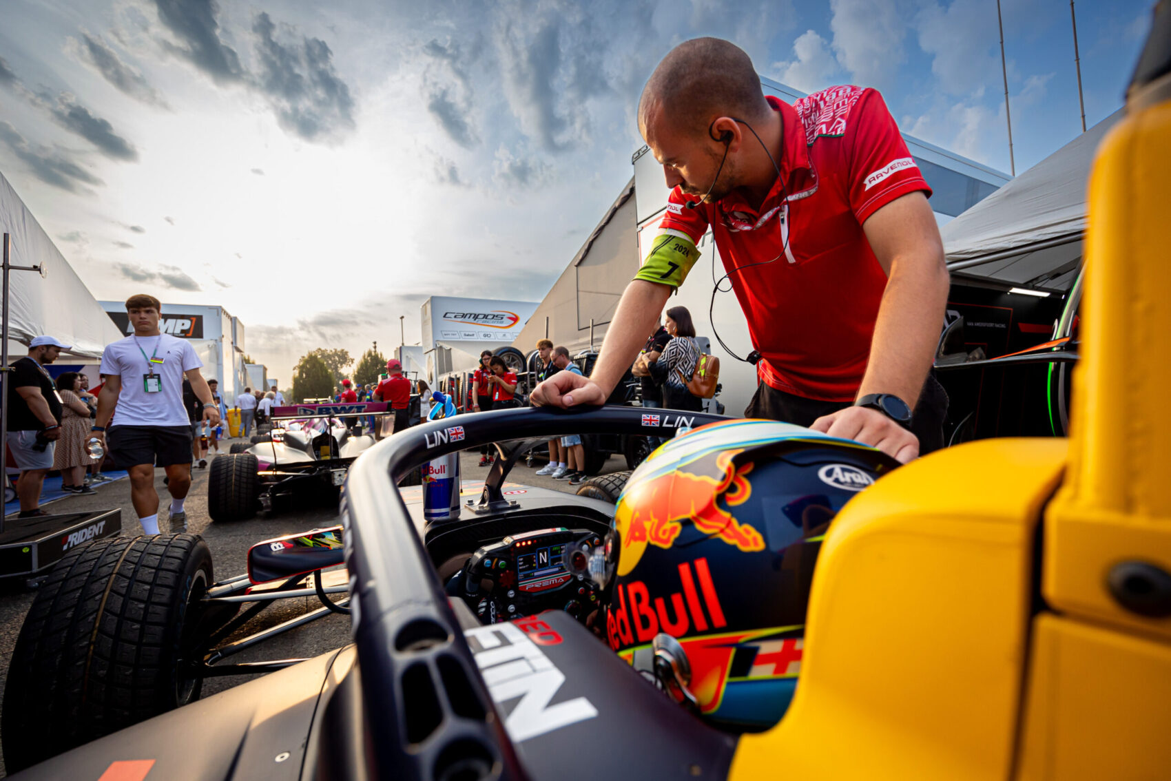 A Red Bull csiszolatlan gyémántja nem foglalkozik a hízelgő szavakkal