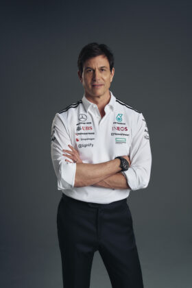 Toto Wolff, Mercedes, Adidas