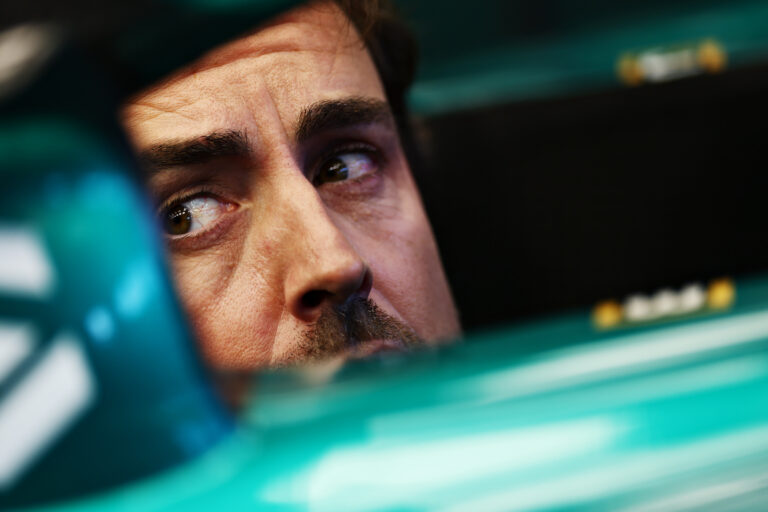 Ilyen előzmények után Brawn GP-i tett lesz, ha Alonso jövőre bajnokautót kap