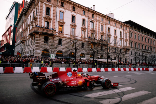 Lewis Hamilton, Ferrari, bemutató, Milánó