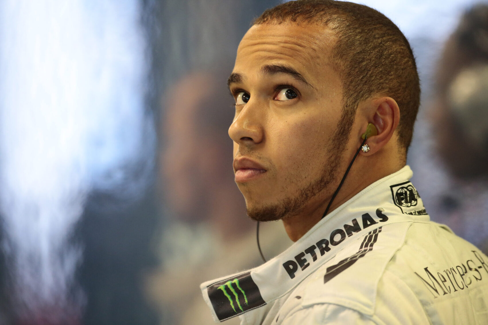 A buliban kifáradó Hamilton egyszer átaludt egy helikopteres kényszerleszállást