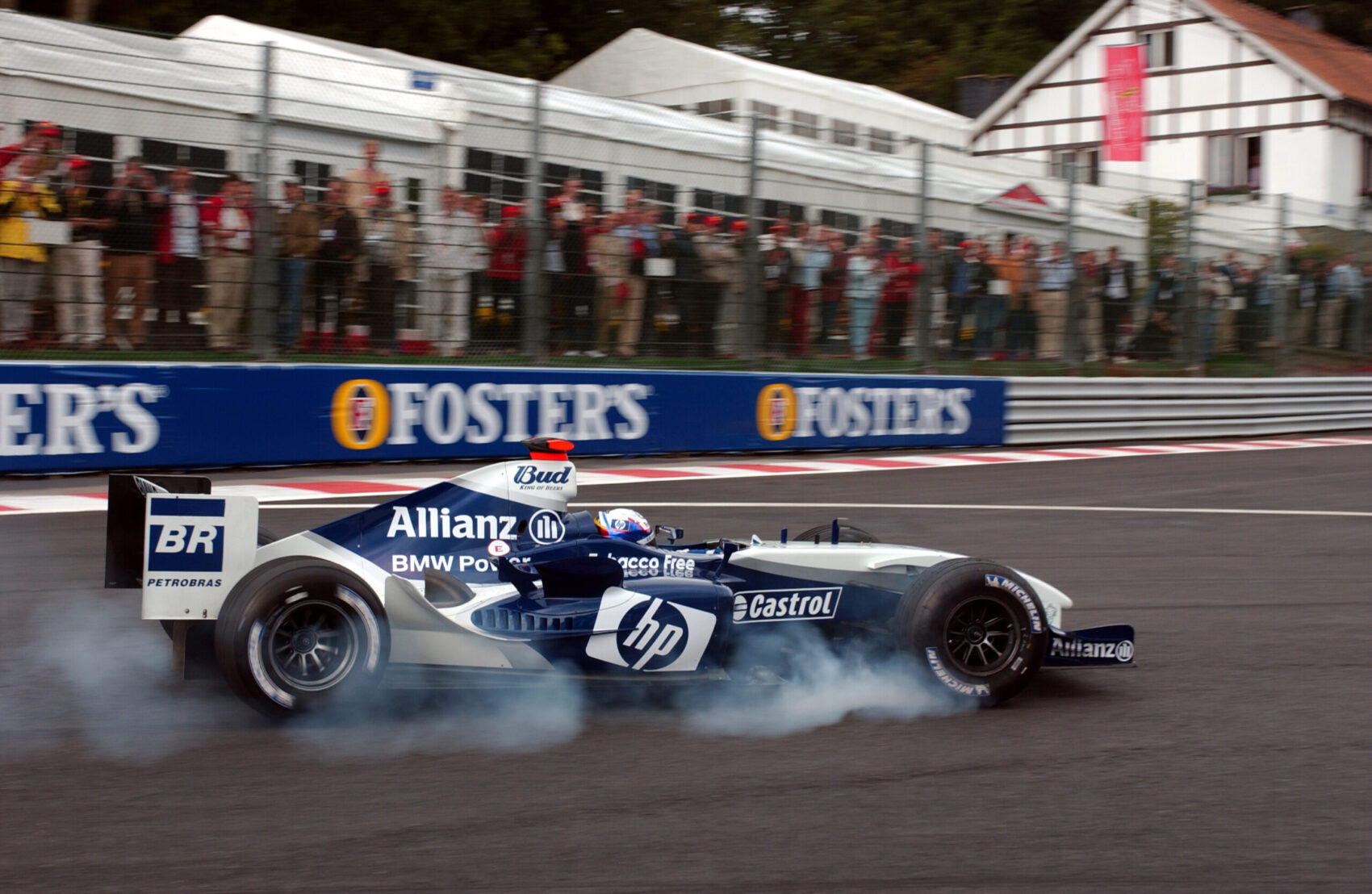 Árulkodó jel – ettől az évtől térhet vissza a V8-as/V10-es motor az F1-be?