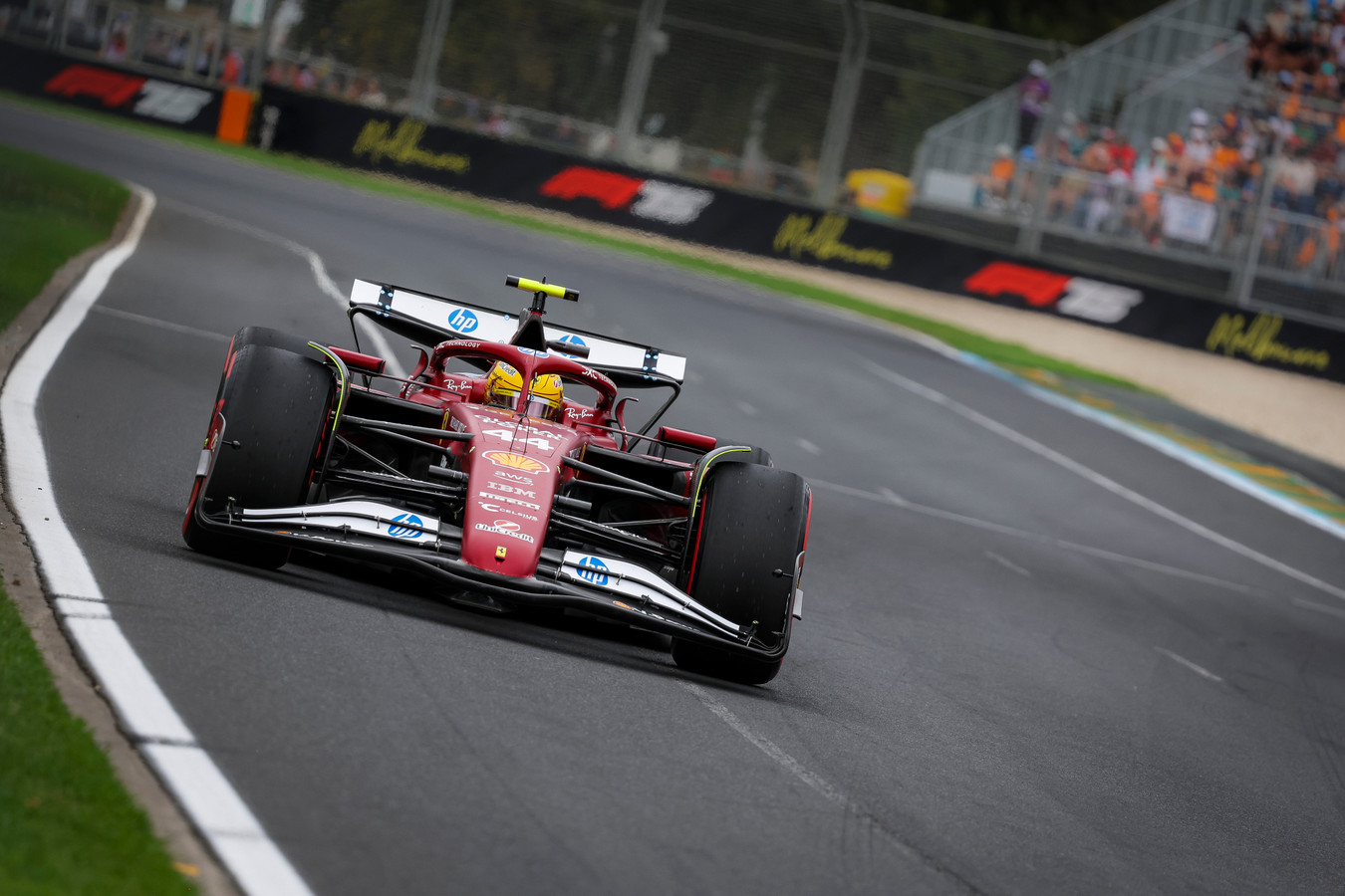 Badoer óta Hamiltoné a leggyengébb debütálás a Ferrarival, de ennél van nyomasztóbb mutató is