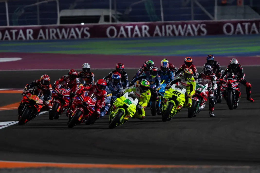 MotoGP, Katari Nagydíj, vasárnap, rajt