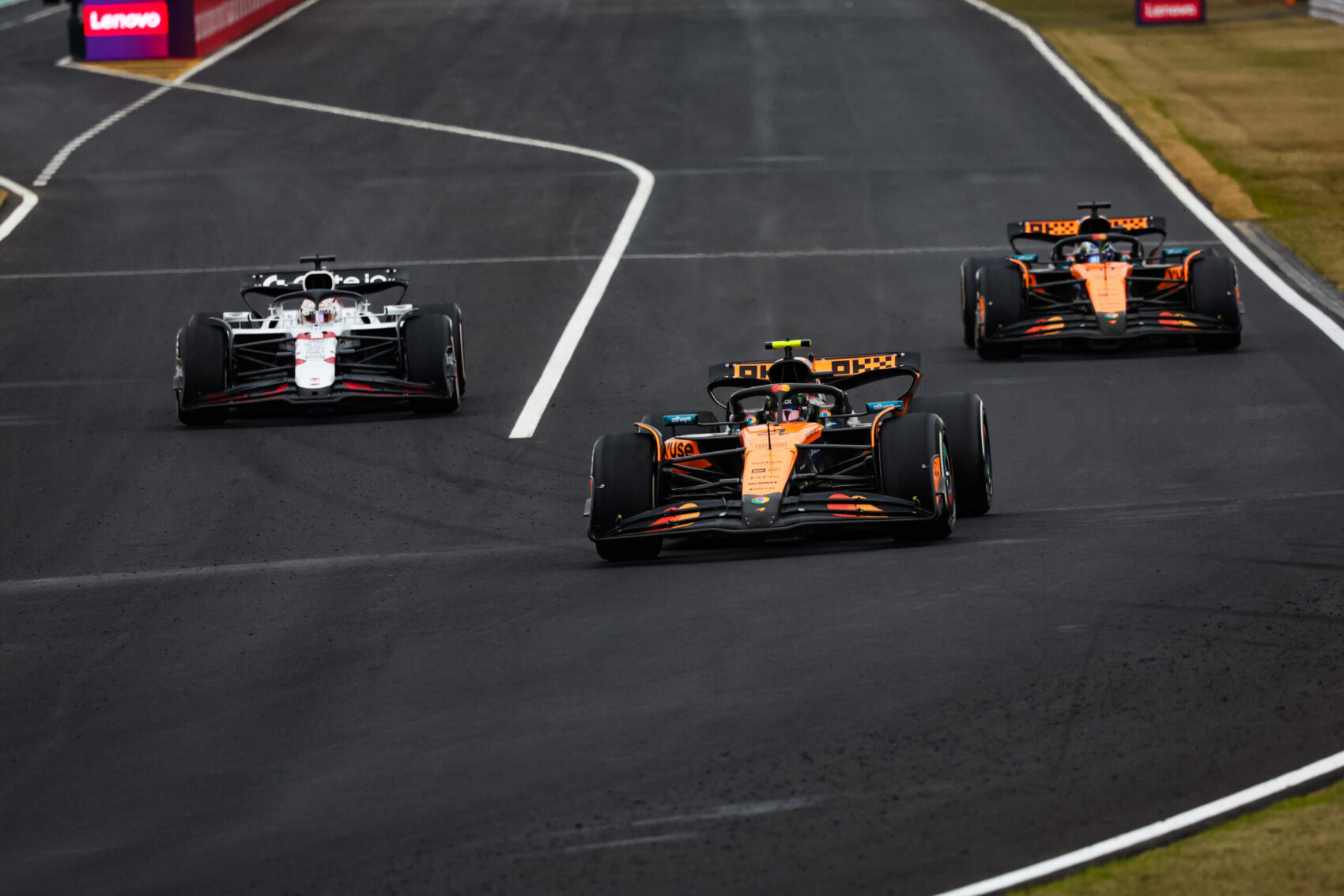 Hiába szidja a fél világ a McLarent, Norris és Piastri nem a futamon bukta el a szuzukai győzelmet