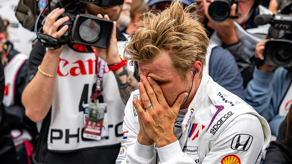 Nem sokon múlt, hogy példátlan módon a győztest kelljen kizárni az Indy 500-ról