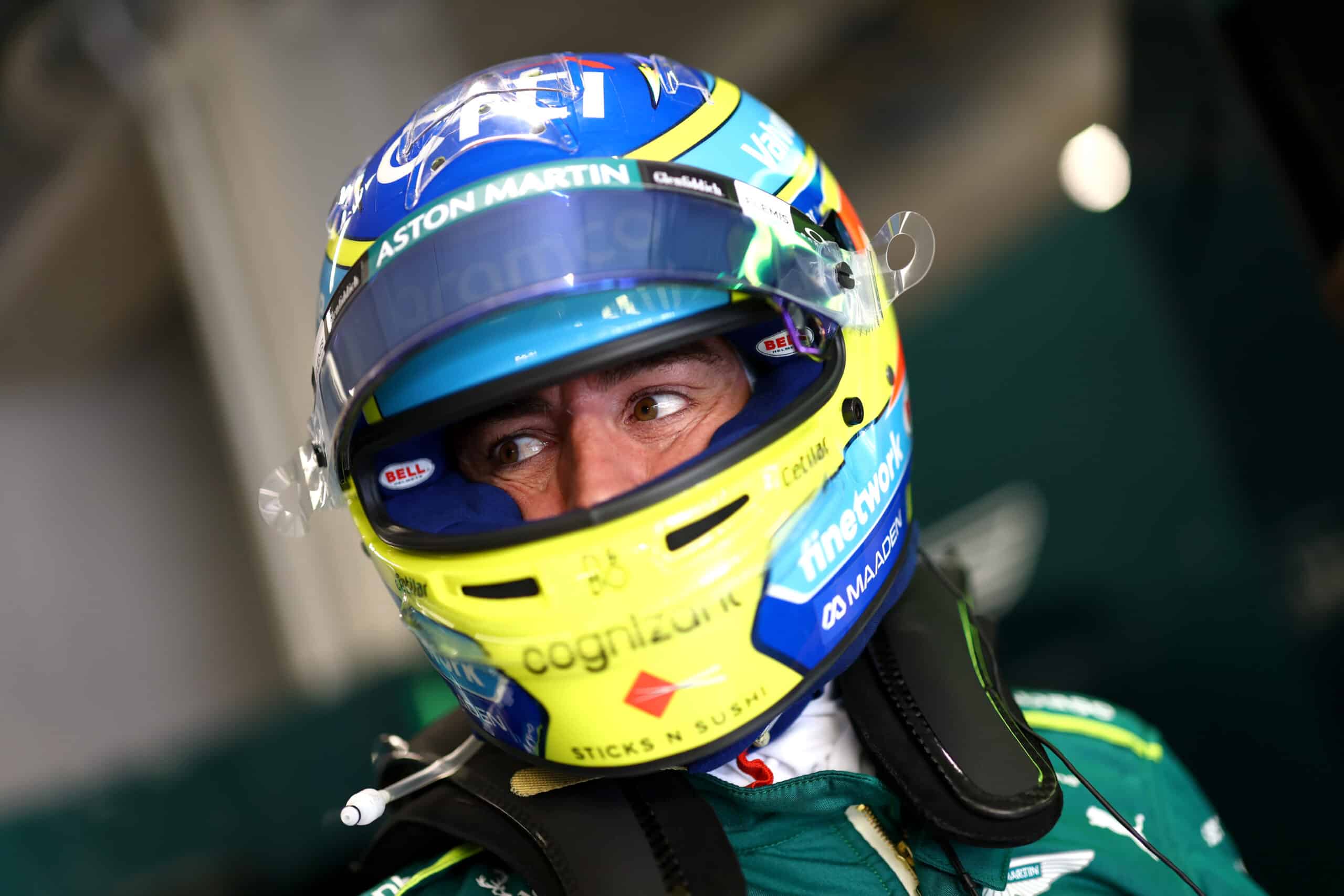 Alonso felkarolta korábbi riválisának fiát, hogy megpróbáljon csodát tenni vele