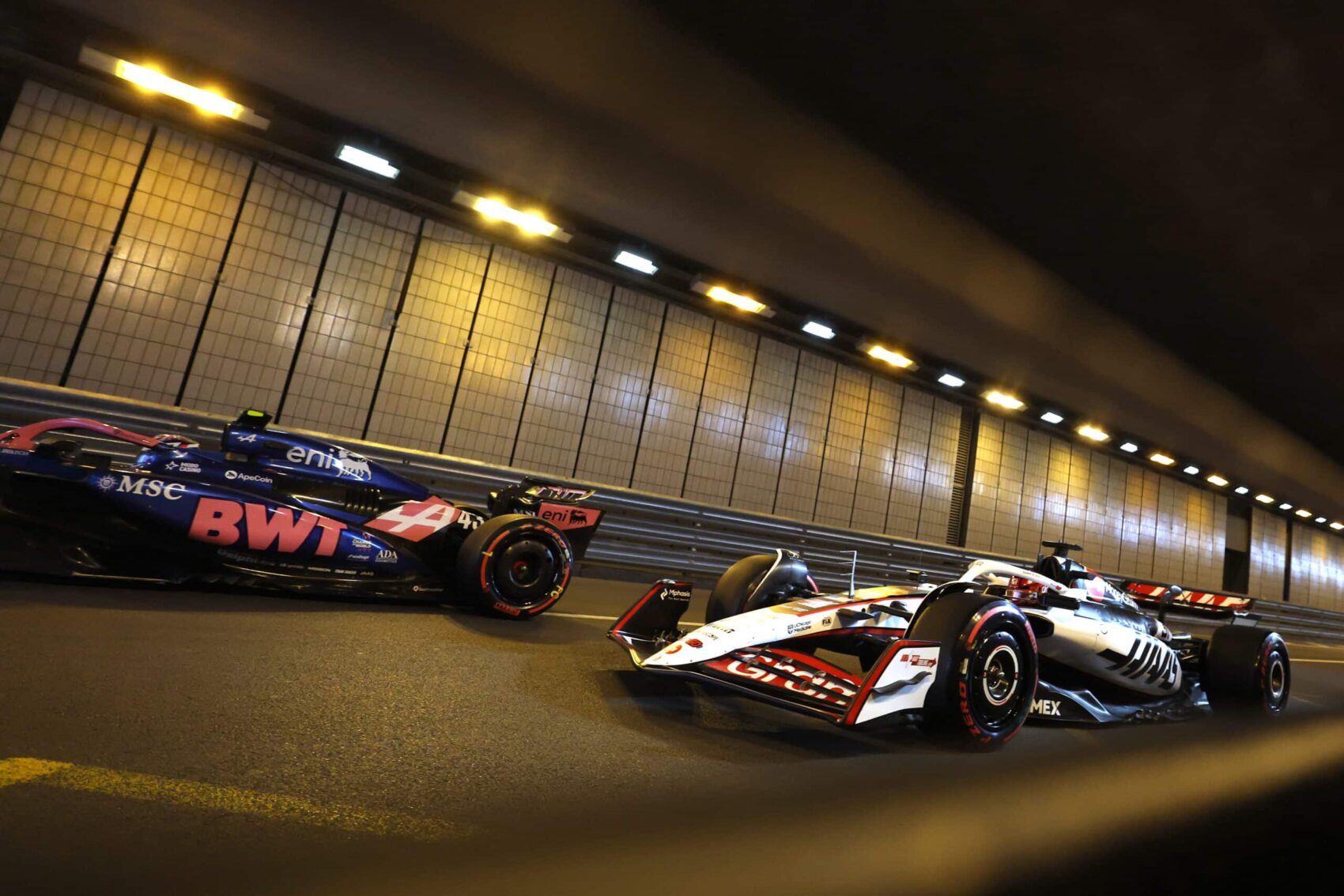 Őrületbe kergetik a Haas F1-es csapatának tulajdonosát a vételi ajánlatokkal