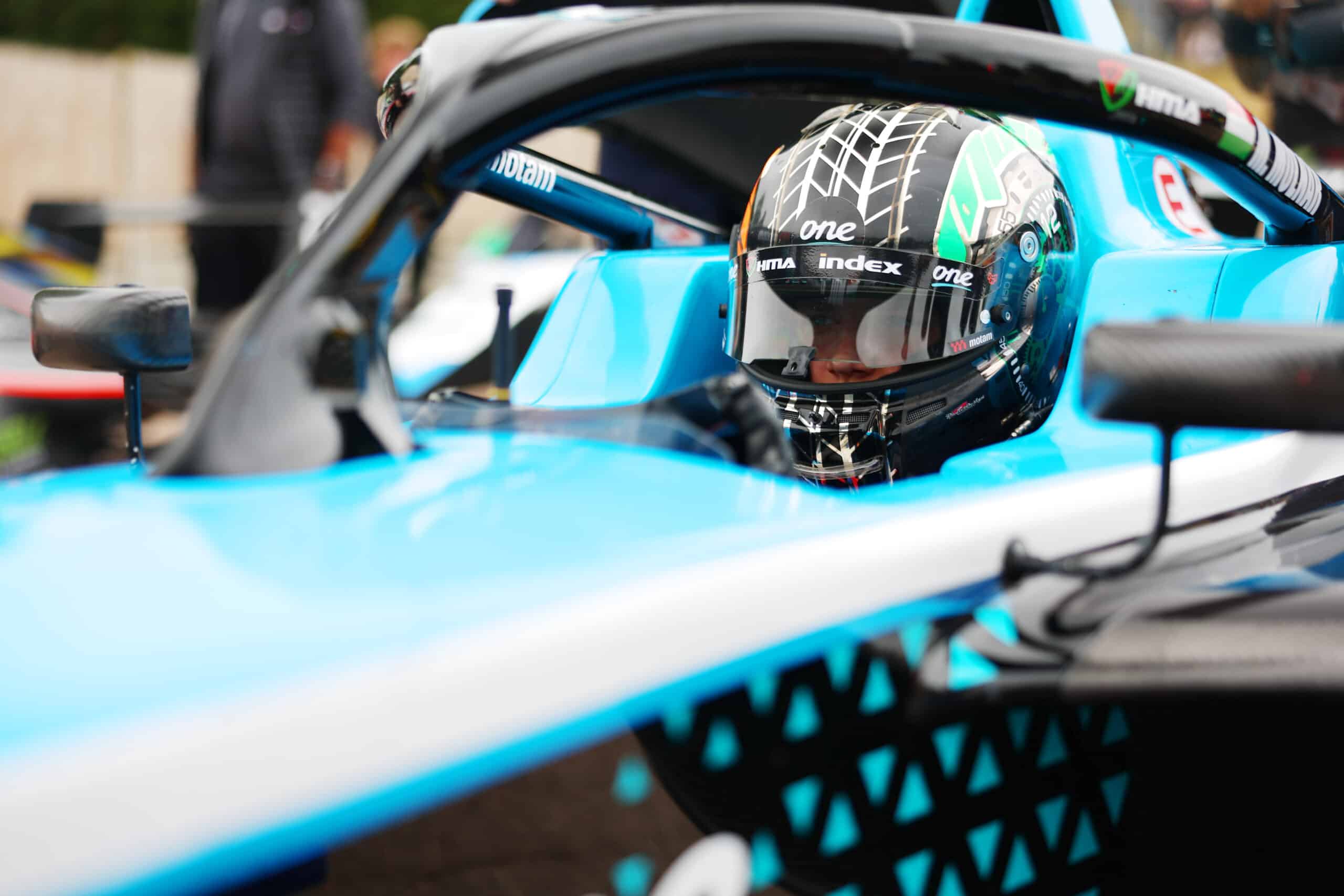 Molnár Martin folytatja küzdelmét a brit F4 bajnoki címéért – autósport-ajánló