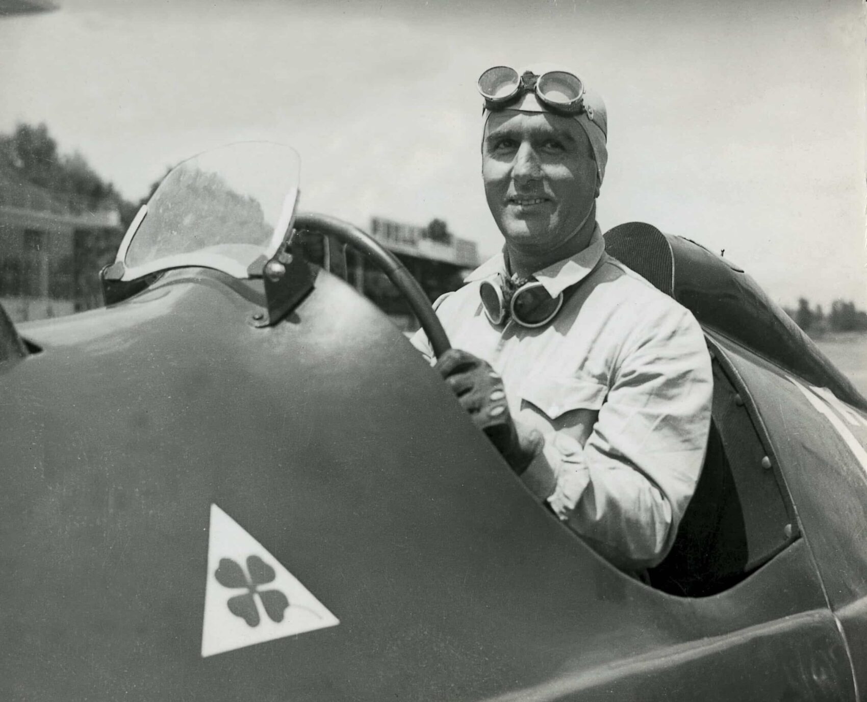 75 éve indult útjára a Forma–1 Ferrari nélkül, de királyi családdal, míg egy nyúl sajnos meghalt