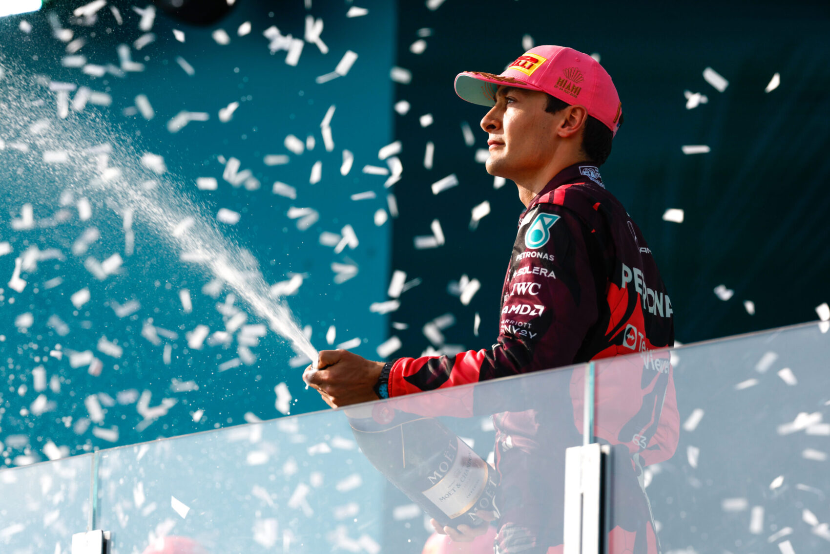 A Red Bull megpróbálta utólag elvenni a Mercedes 3. helyét Miamiban, de nem járt sikerrel