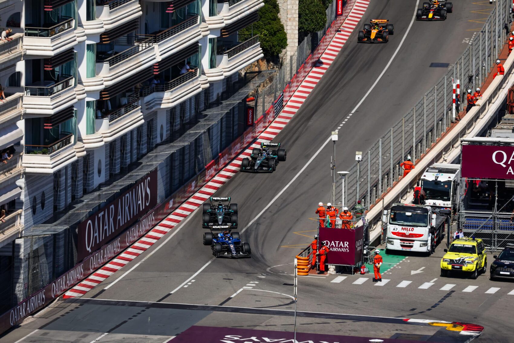 „Úgy voltam vele, ba**za meg” – Russell nem bánja monacói tettét, ellenfelei megértik őt