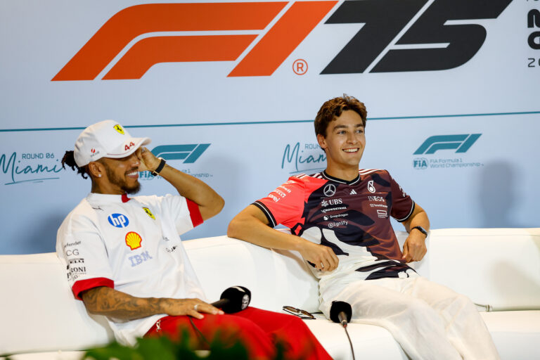 Derékba törhette volna pilótája álmát az F1-es csapatfőnök, amikor nem engedte el Hamilton mellé