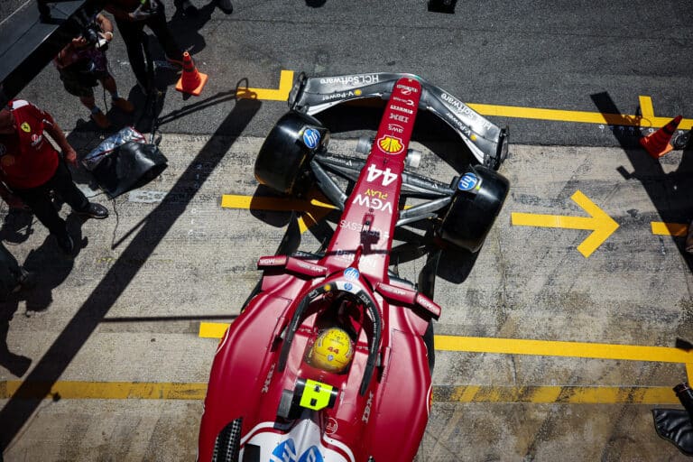 Hamilton szerint többet ért volna, ha az F1 ezen a hétvégén szeretetszolgálatként működik