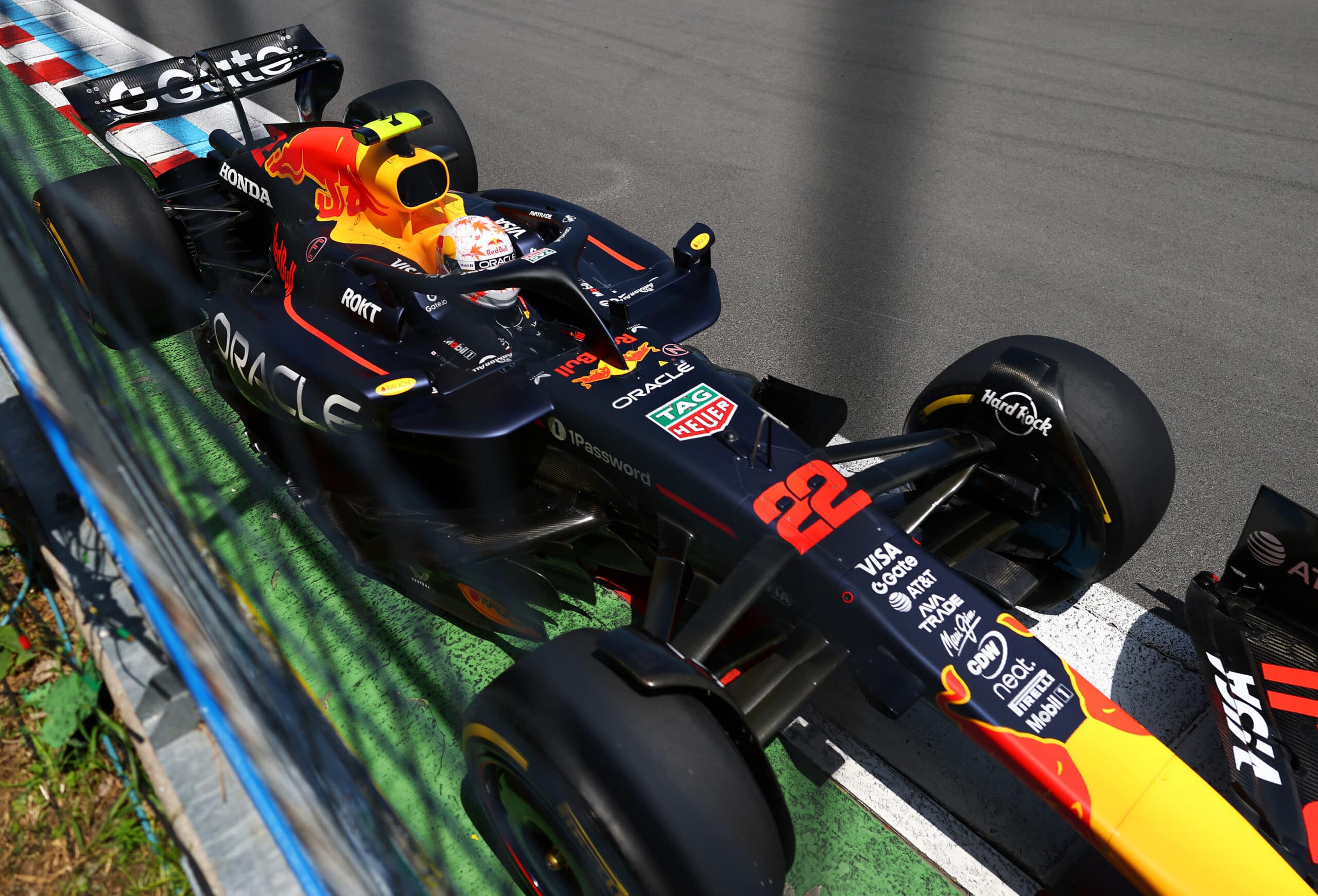 „Azt akarták, hogy eltaláljon valami?” – Tsunoda kiakadt, nevetségesnek tartja az ítéletet