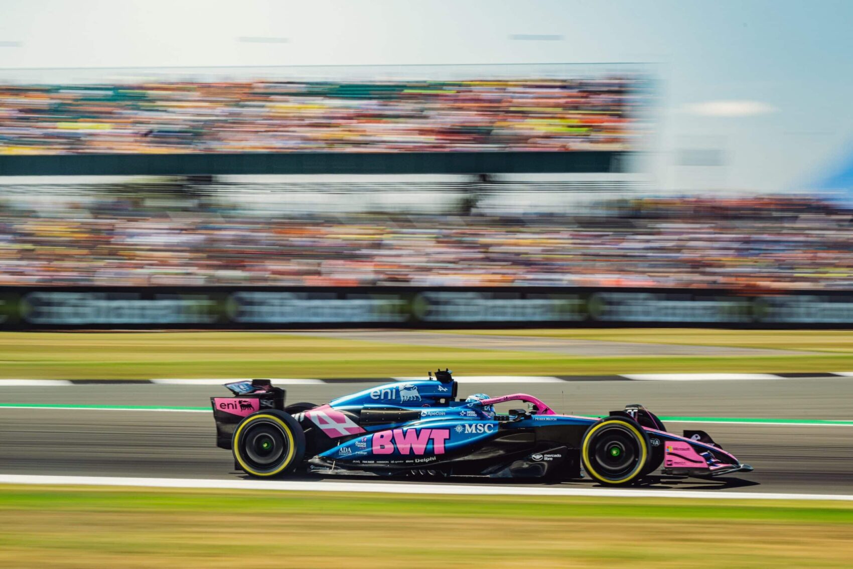 Hamarosan tényleg eladhatják az egyik Forma–1-es csapatot?