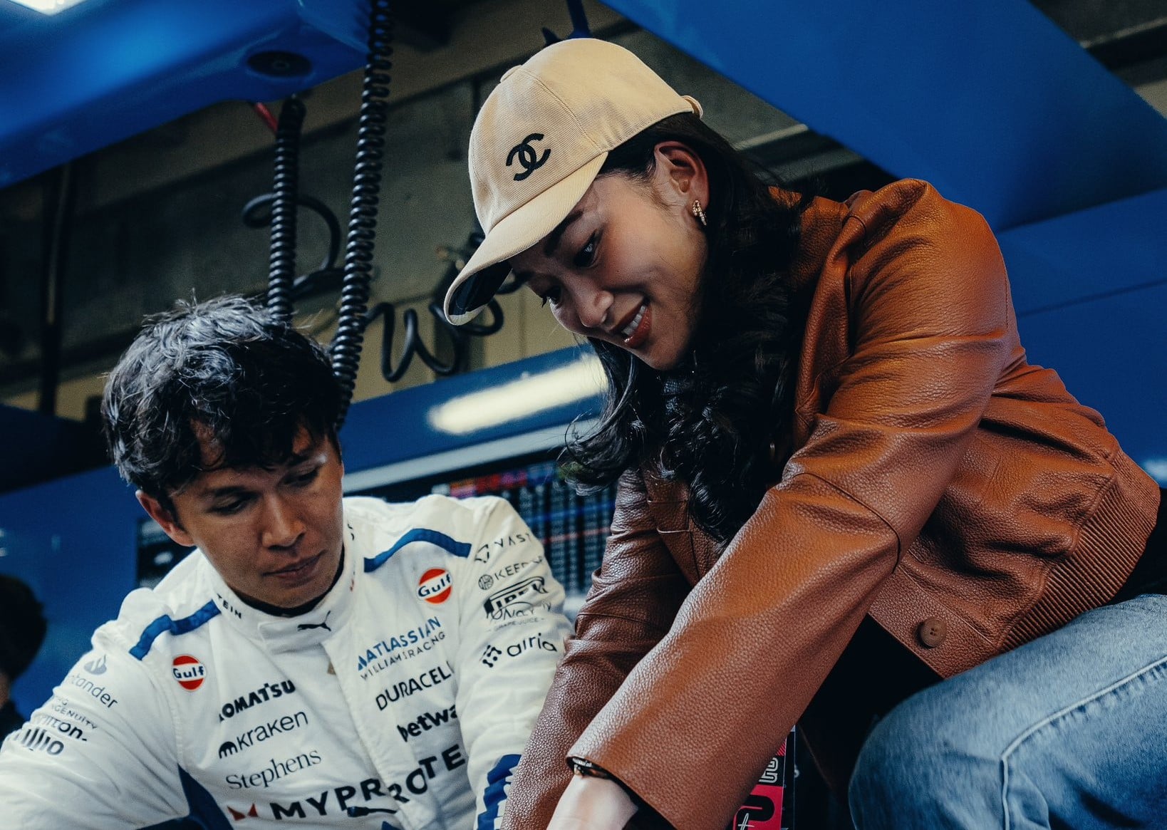 Facebookra kitett telefonbeszélgetés sodorhatja veszélybe az egyik F1-es versenyt