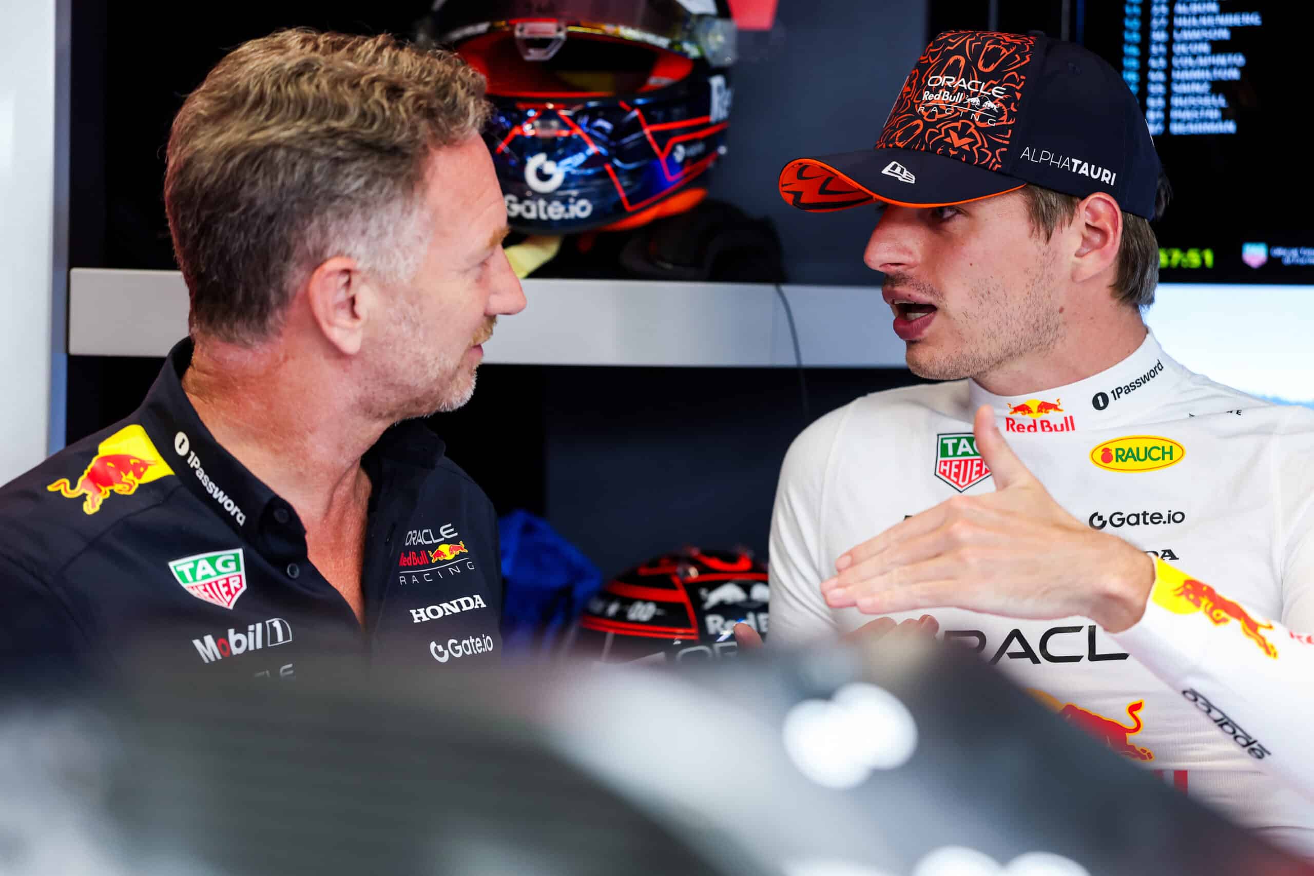 Horner szerint Verstappen csak vaktában lövöldözne, ha eligazolna a Red Bulltól